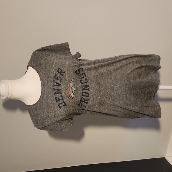 Denver Bronco shirts - Picture 5 of 8